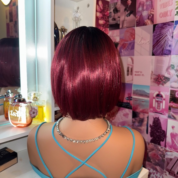 Burgundy Bob Lace Front Wig - Picture 3 of 3
